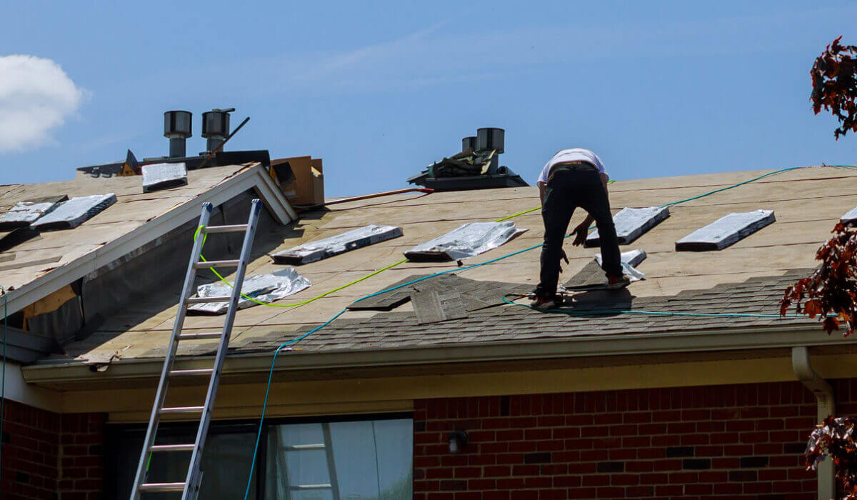 Roof repairs in Reno